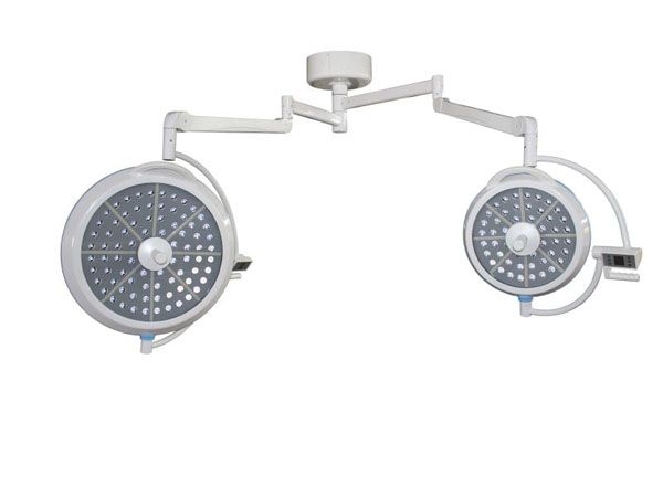 LED700／500型手術(shù)無(wú)影燈